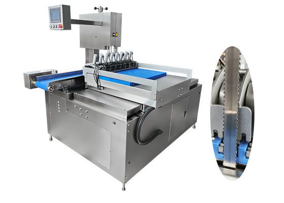 Machine de découpe automatique à deux côtés à sciure dentelée pour la viande congelée
